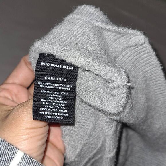 Who What Wear gray sweater vest academia small layering - Picture 3 of 8